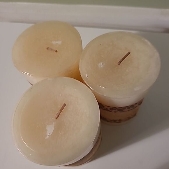 Bella Candella Candles - Picture 2 of 4